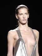 Dondoe Diana nude 29