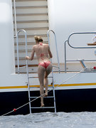 Doutzen Kroes nude 5