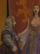 Eline Powell nude 4