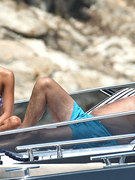 Elisabetta Gregoraci nude 68