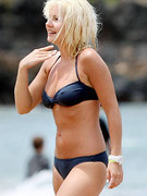 Elisha Cuthbert nude 109