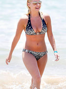 Elisha Cuthbert nude 121