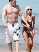 Elisha Cuthbert nude 148