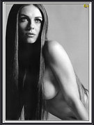 Elizabeth Hurley nude 27