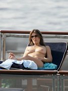 Elizabeth Hurley nude 376