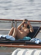 Elizabeth Hurley nude 378