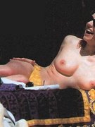 Elizabeth Hurley nude 432