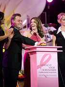 Elizabeth Hurley nude 490