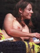Elizabeth Hurley nude 8