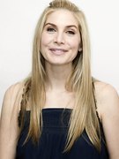 Elizabeth Mitchell nude 32