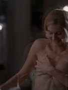 Elizabeth Mitchell nude 38