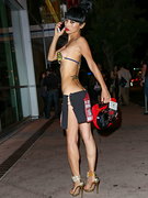 Ellie Kemper nude 37