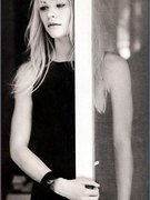 Emilie De-Ravin nude 101