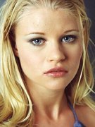 Emilie De-Ravin nude 137