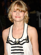 Emilie De-Ravin nude 24
