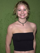 Emilie De-Ravin nude 87