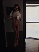 Emily Ratajkowski nude 10