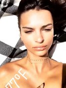 Emily Ratajkowski nude 12