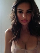 Emily Ratjkowski nude 19