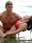 Erica Durance nude 8