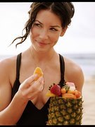 Evangeline Lilly nude 48