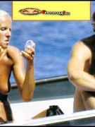 Federica Mancini nude 4