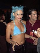 Gwen Stefani nude 12
