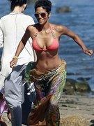 Halle Berry nude 0
