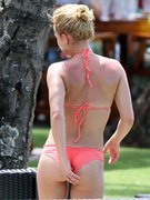 Hayden Panettiere nude 0