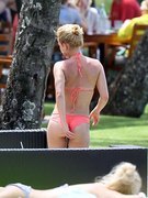 Hayden Panettiere nude 10