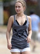 Hayden Panettiere nude 67