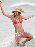 Heidi Montag nude 147