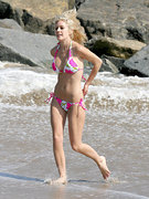 Heidi Montag nude 220