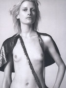 Heimlick Nina nude 0