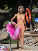 Helen Flanagan nude 11