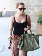 Hilary Duff nude 6
