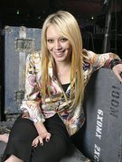 Hilary Duff nude 21