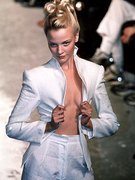 Hollyanne Leonard nude 9