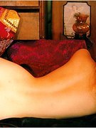 Hsu Chi nude 11