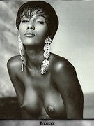 Iman nude 31
