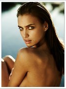 Irina Shayk nude 22