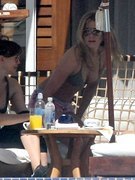 Jennifer Aniston nude 22
