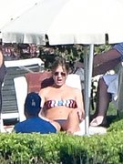 Jennifer Aniston nude 12