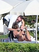 Jennifer Aniston nude 16