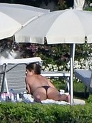 Jennifer Aniston nude 23