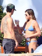 Jennifer Aniston nude 40