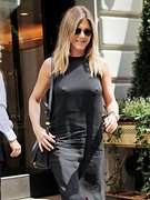 Jennifer Aniston nude 46