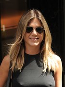 Jennifer Aniston nude 49