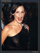 Jennifer Garner nude 3