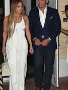 Jennifer Lopez nude 15